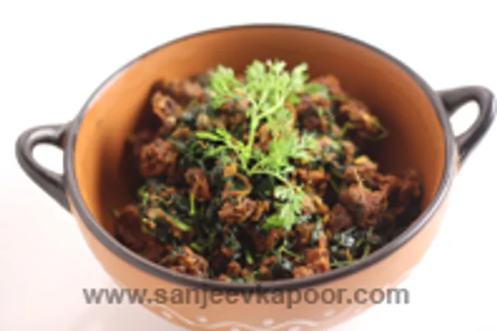 सूखी मेथो वड़ियाँ