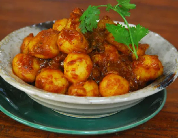 खट्टे मीठे आलू