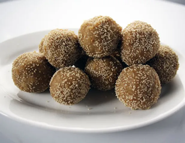 चूर्मा लड्डू