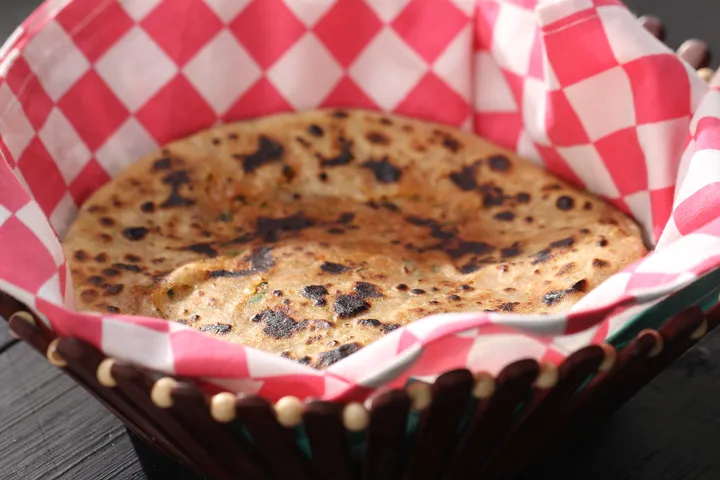 Aloo Parantha - YT