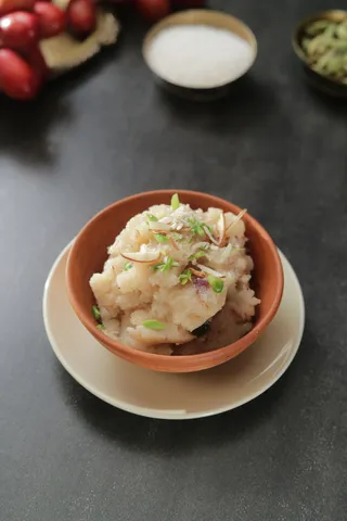 Fresh Dates Halwa 1 - YT