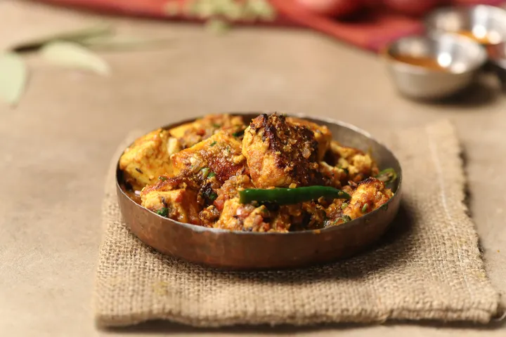 Paneer Bhuna Masala 1 - YT