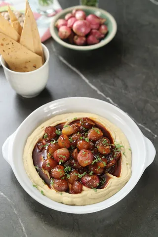 Caramelised Onion Hummus 2 - YT
