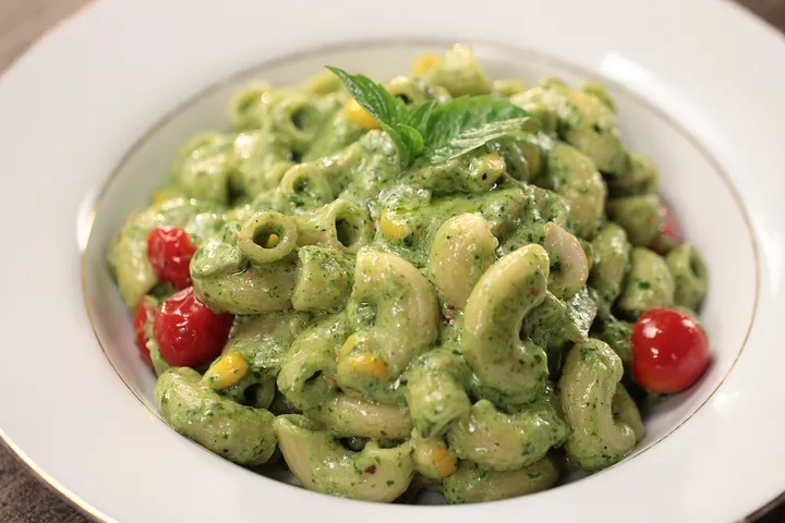 Creamy Pesto Pasta - YT