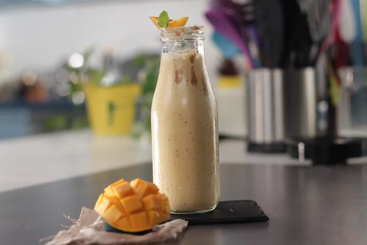 Mango Almond Butter Smoothie 