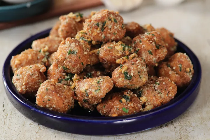 Parmesan Garlic Chicken Poppers 1 - YT