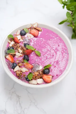 Berry Smoothie Bowl 1 - YT