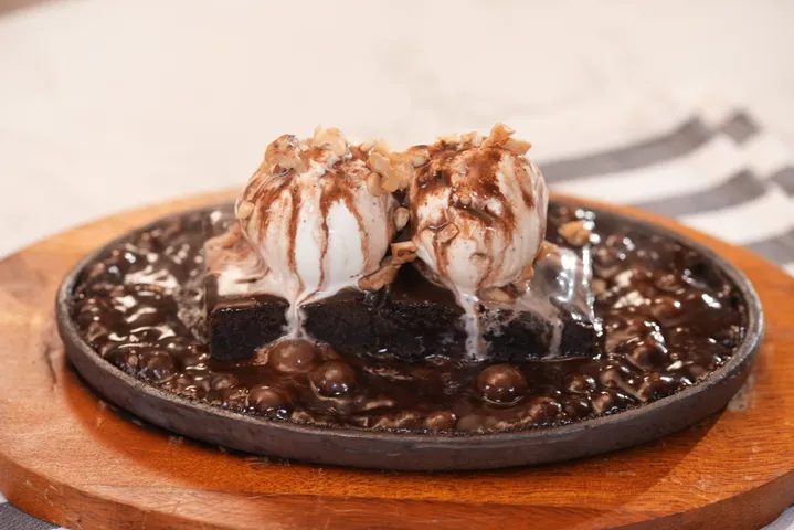 Sizzler Brownie - YT