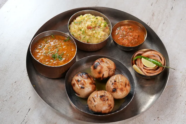 Litti Chokha Dal