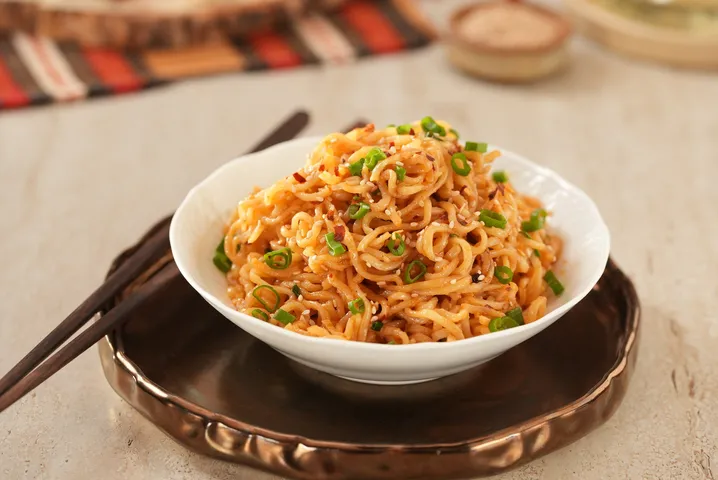 Chilli Oil Instant Noodles - YT