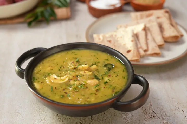 Goan Potato Cashew Curry - YT