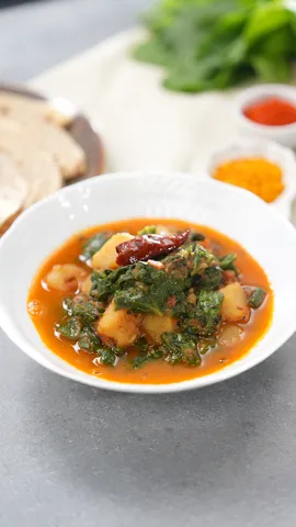 Bihari Style Aloo Palak Tarkari 7