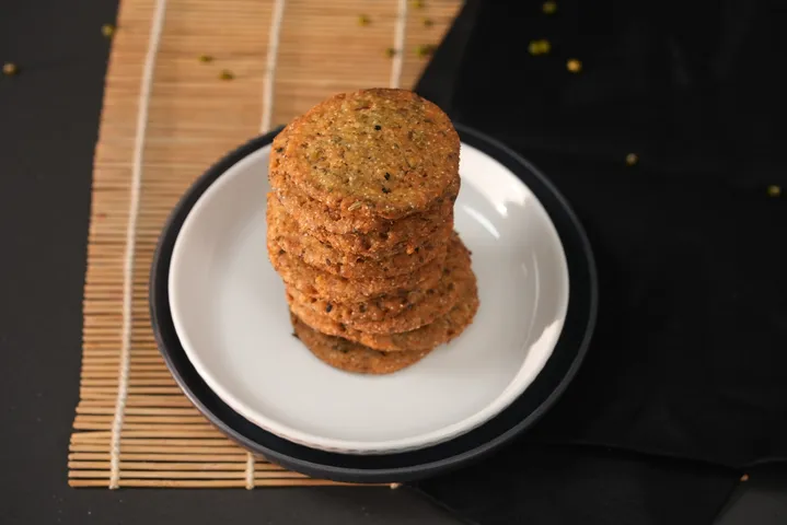 Green Moong Mathri - YT (1)