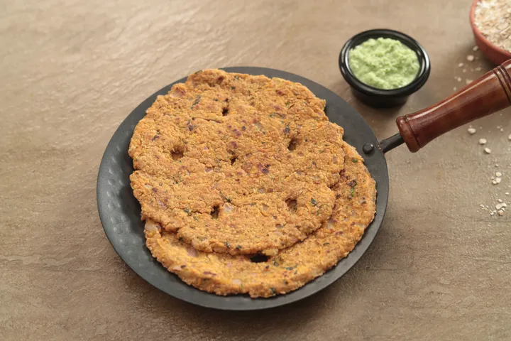 Oats Thalipeeth