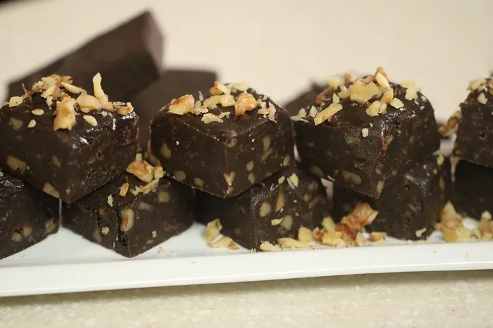 Chocolate Walnut Fudge 