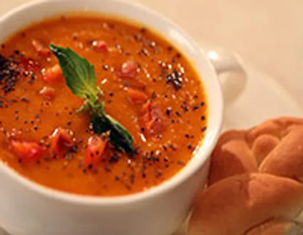 Roasted Bell Pepper and Tomato Soup-SK Khazana