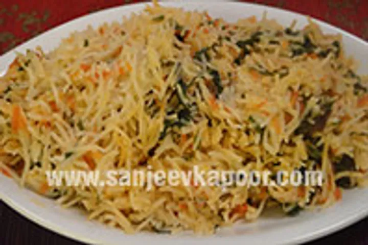 Spinach and Carrot Rice