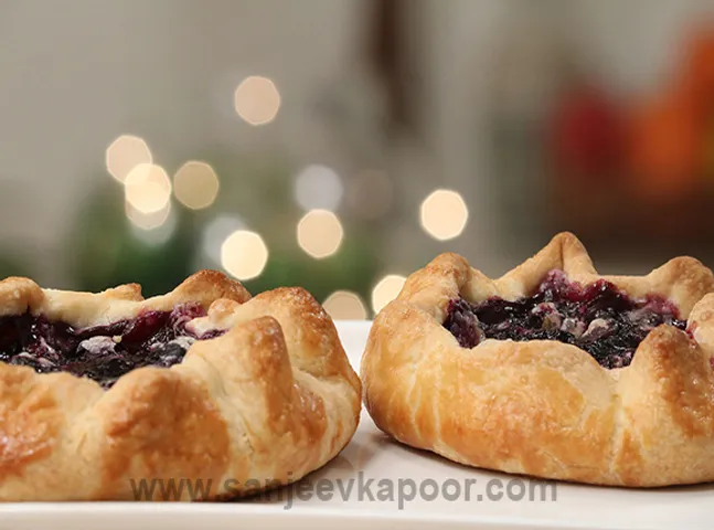 Blueberry Lemon Thyme Crostata