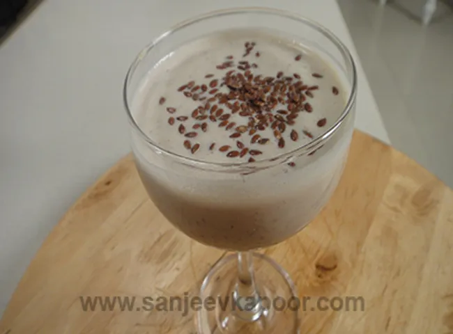 Peanut Butter, Banana and Flax Smoothie