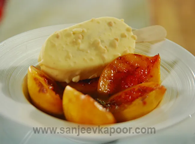 Grilled Peaches with Ice Cream