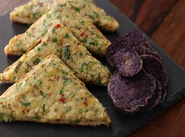 Cheese Garlic Toast 