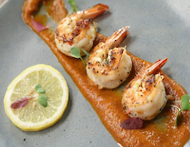 CHILLI GARLIC PRAWNS - skk