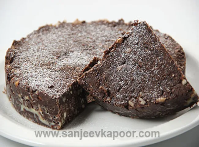 No Bake Chocolate Fudge Cake