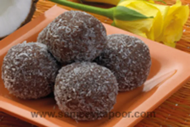 Choco-Coconut Laddoos
