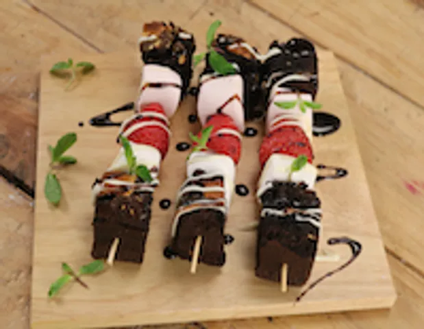 Brownie Strawberry Kabab  
