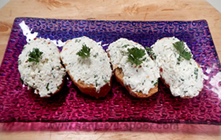 Fresh Cottage Cheese Toast