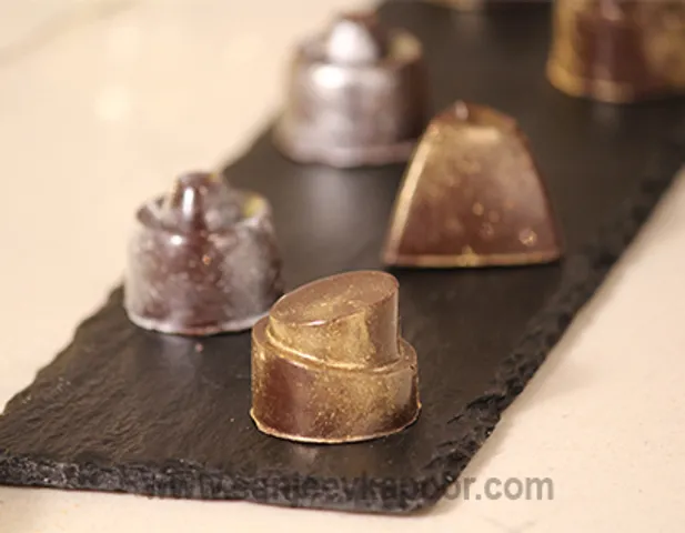 Chocolate Stuffed with Pedha
