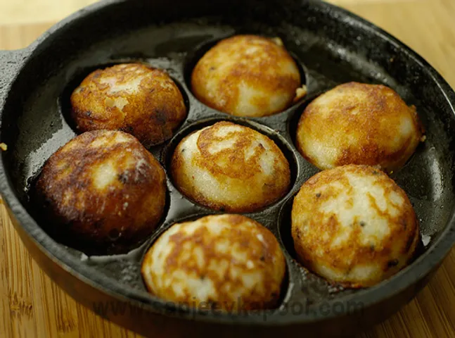 Kuzhi Paniyaram