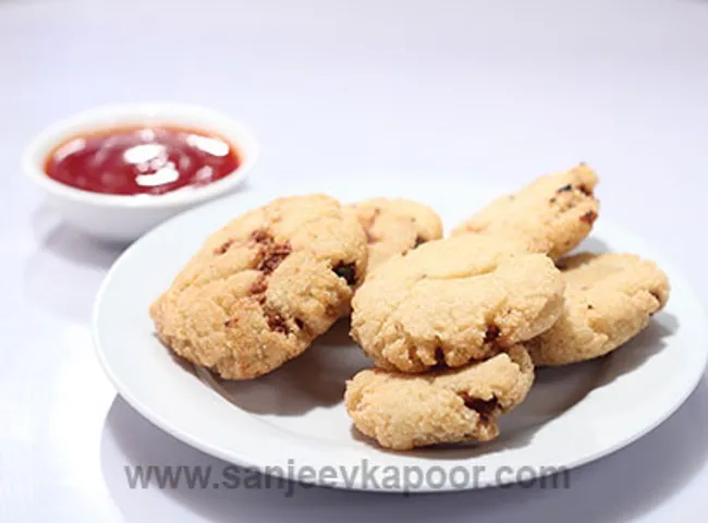 Sooji ki Kachori