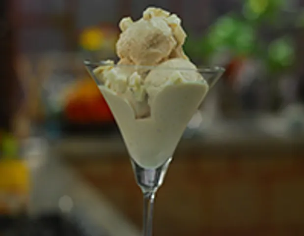 Banana Elaichi Caramel Icecream - Cook Smart