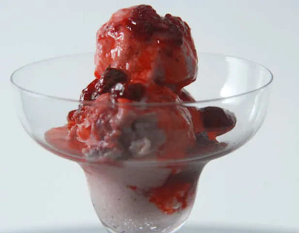 Strawberry Lemon Frozen Yogurt