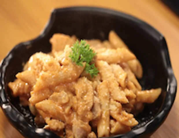 Chicken Lahori Pasta - SK Khazana