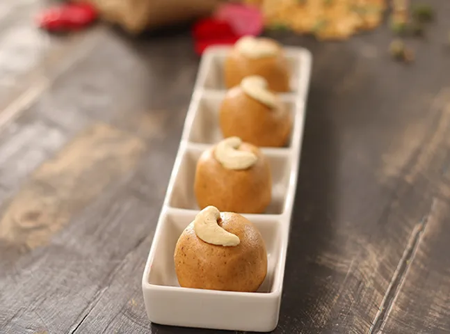 Besan Laddoo- Sk Khazana