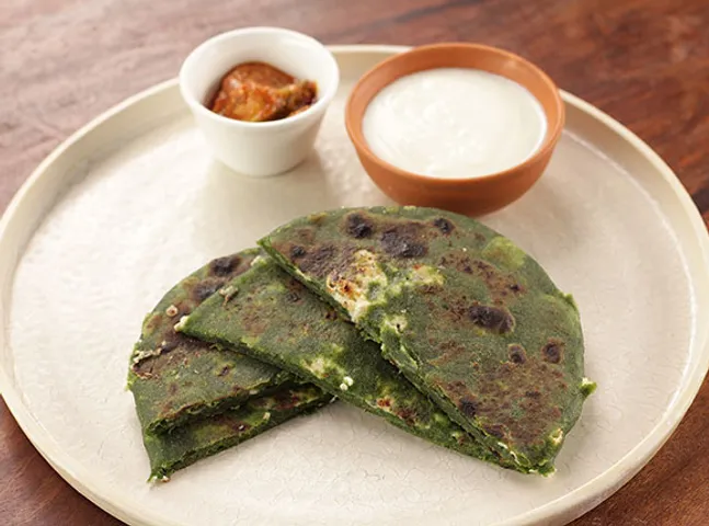 Palak Paneer Parantha-SK Khazana