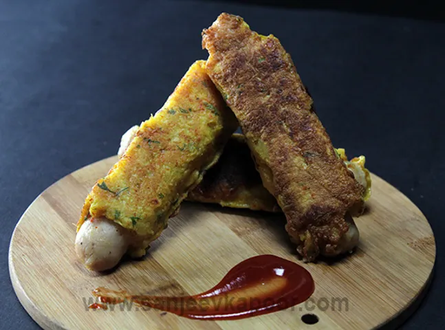 Cheesy Masala Sausage Egg Roll