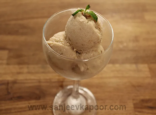 Chickoo Walnut Ice Cream