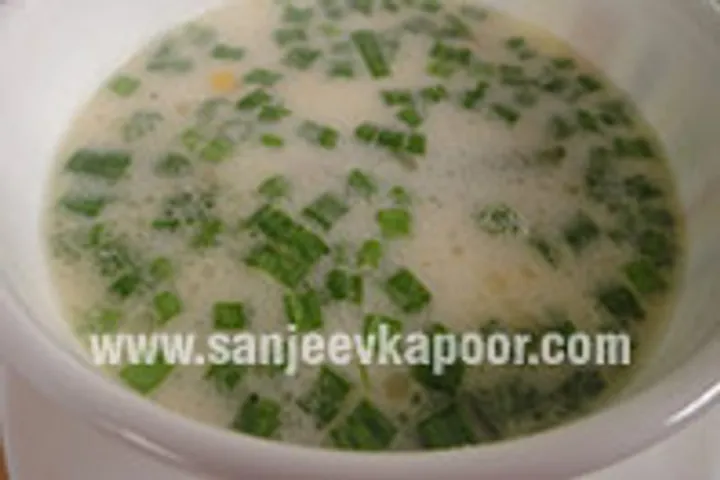 Coconut and Lemon Flavoured Chicken Soup 