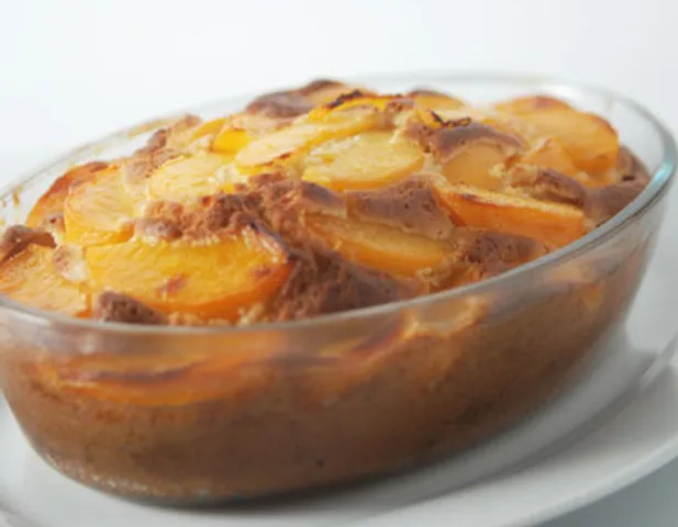Peach And White Chocolate Cake