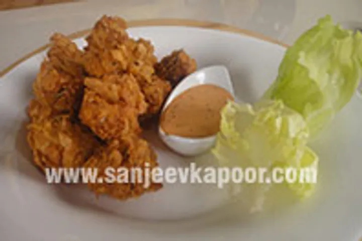 Cornflakes Crusted Chicken Nuggets