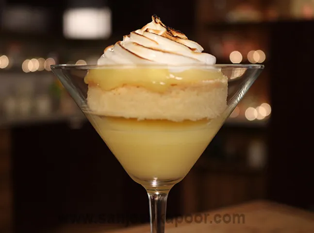 Lemon curd with Shortbread