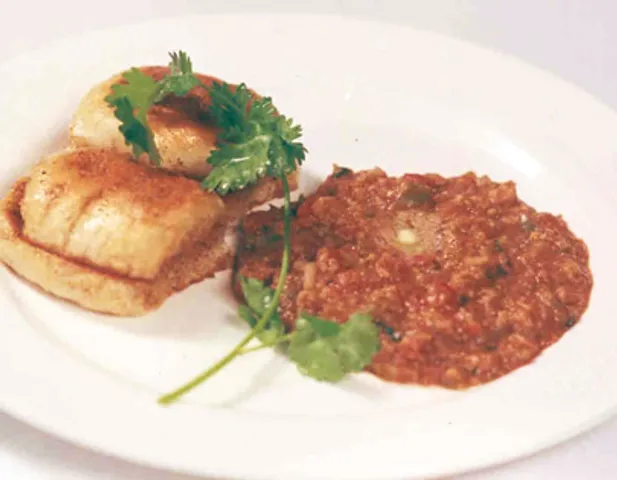 Kachche Kele Ki Pav Bhaji