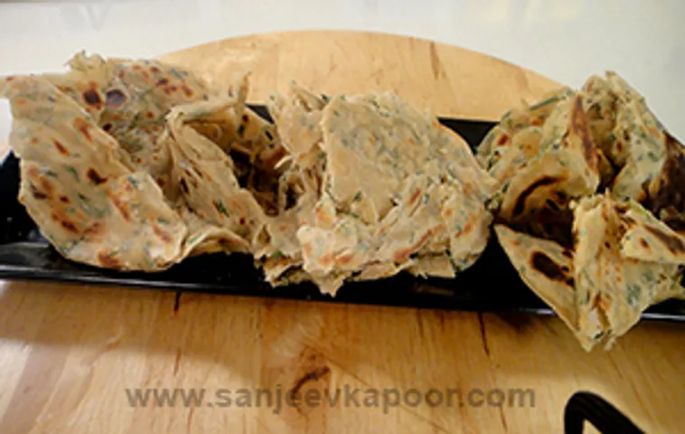Dhania Lachcha Parantha