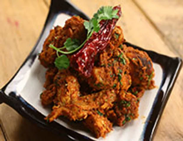 Kolhapuri Sukka Chicken-SK Khazana