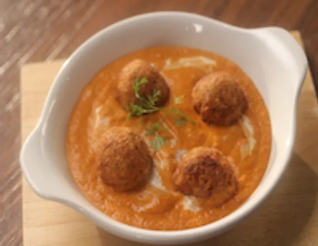 KABULI CHANA KOFTA CURRY - skk