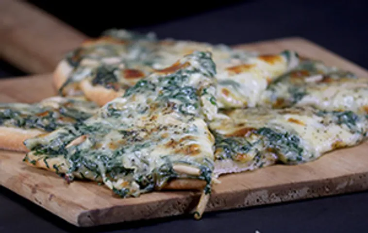 Creamy Spinach Pizza