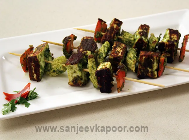 Jain Hariyali Paneer Tikka